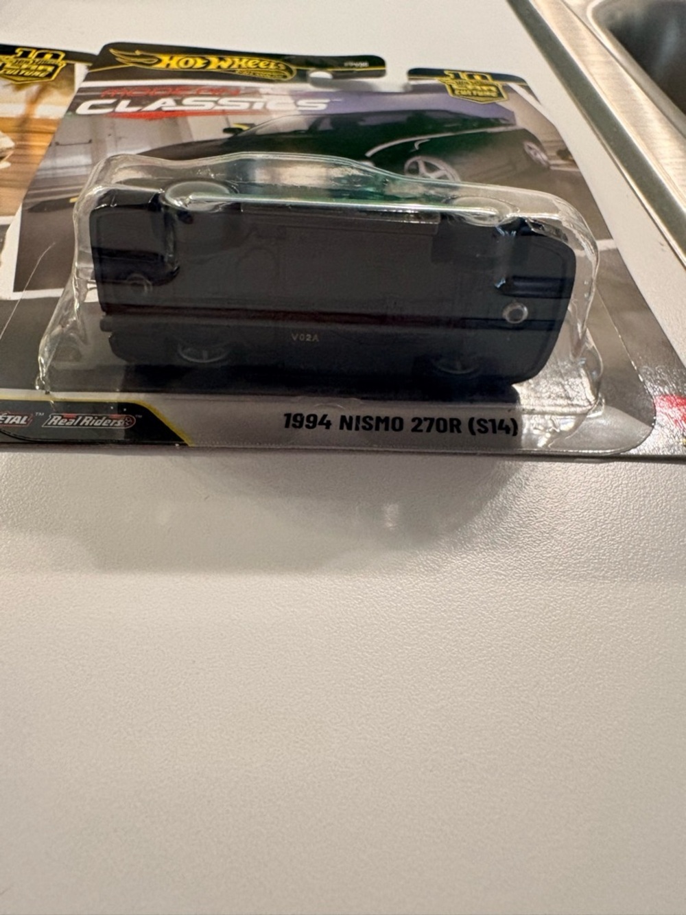 Hot Wheels Modern Classics Porsche 993 GT2 & 1994 Nismo 270R - Silver and Black - Picture 5 of 10